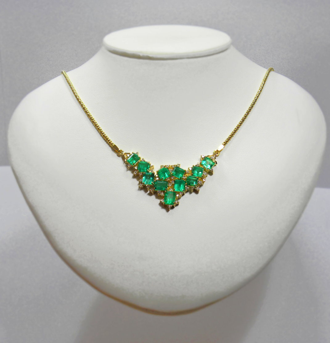 14.25ct Cluster AAA+ Colombian Natural Emerald Diamond Pendant Necklace 18k Gold
